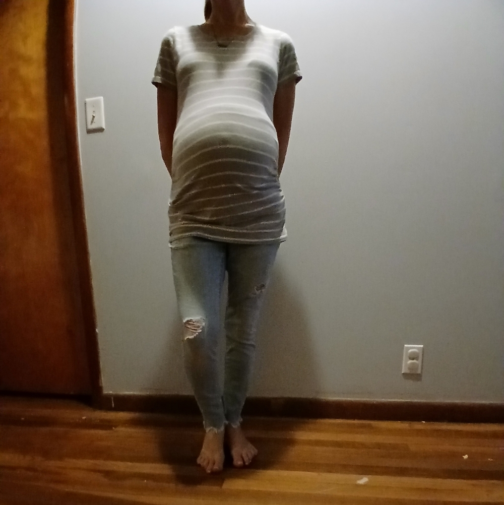 Women's Maternity Short Sleeved Top